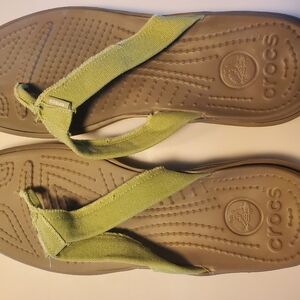 Men's size 13 tan Crocs with green strap
